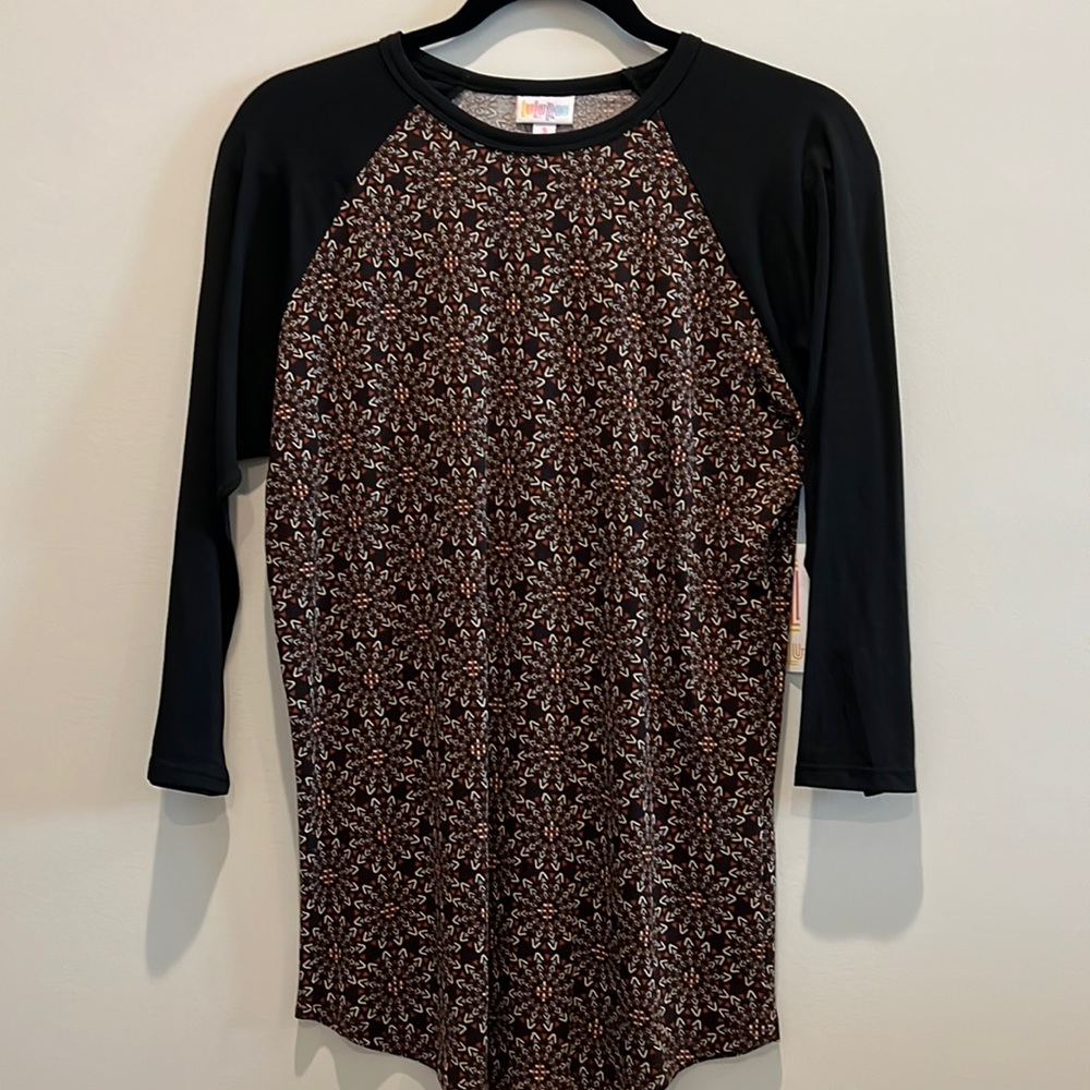 Lularoe Randy baseball tee retro print nwt